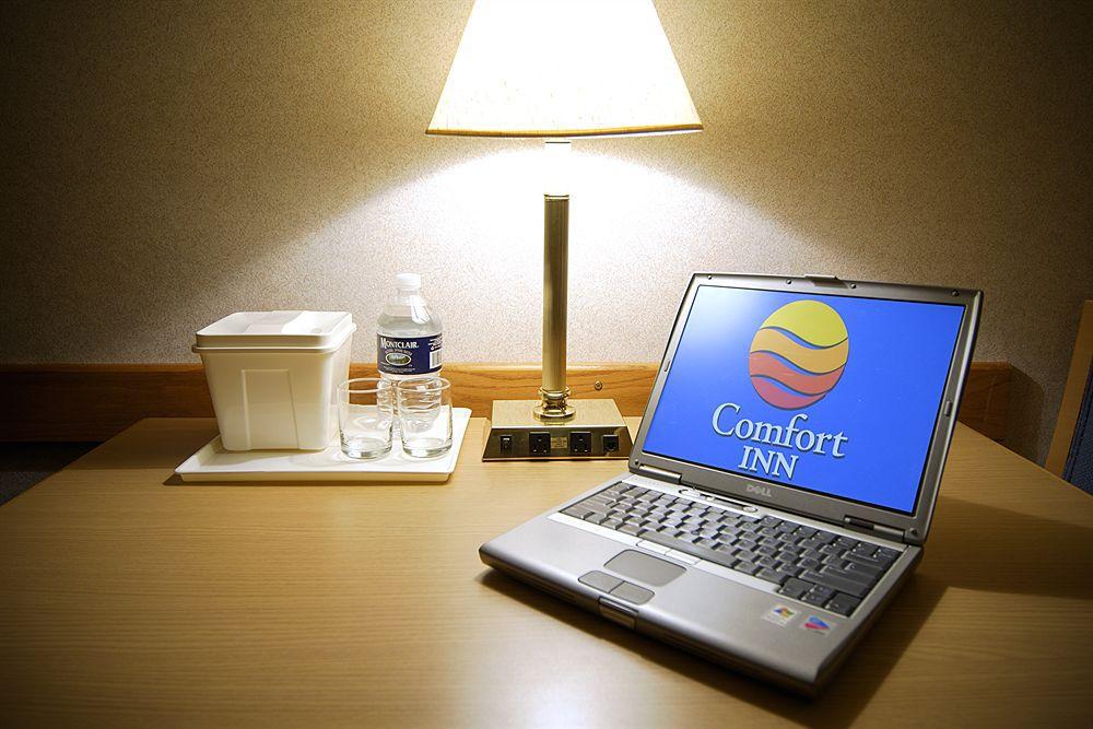 Comfort Inn Pickering Dış mekan fotoğraf