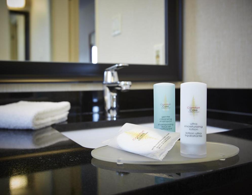 Comfort Inn Pickering Dış mekan fotoğraf