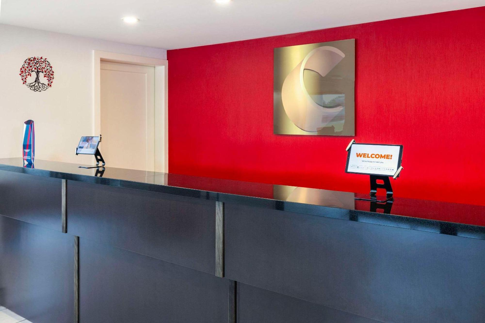 Comfort Inn Pickering Dış mekan fotoğraf