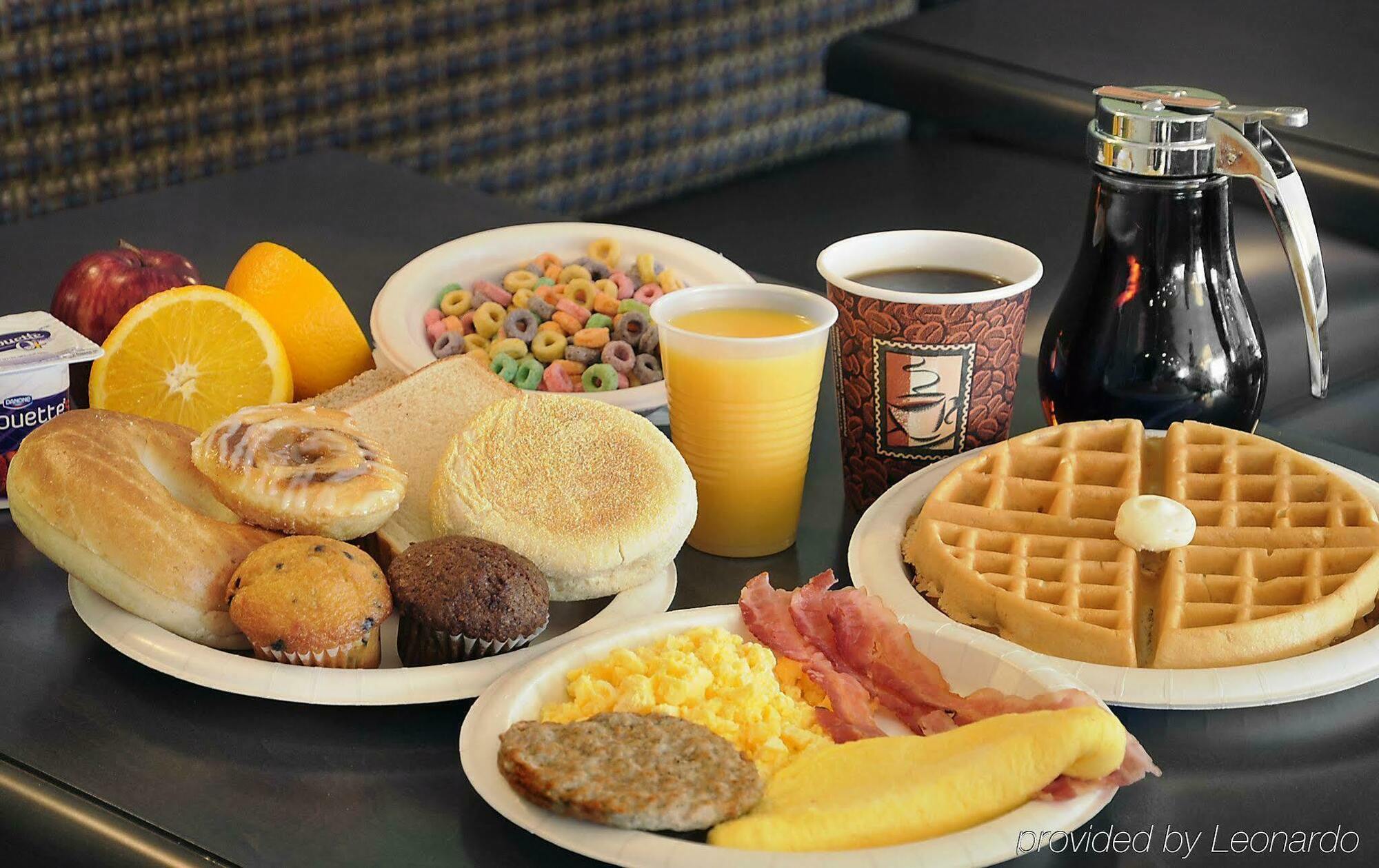 Comfort Inn Pickering Dış mekan fotoğraf